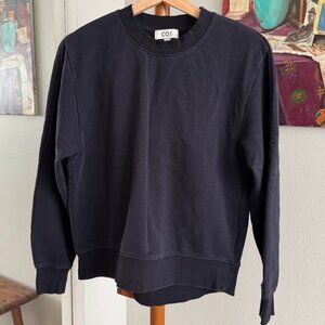 COS - Crewneck Pullover Sweatshirt in Navy Blue